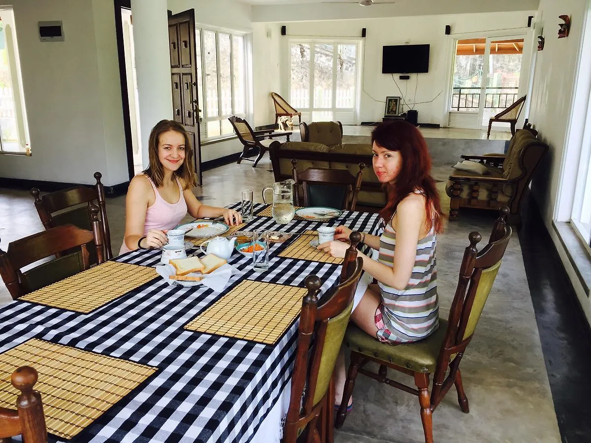 La Colina Kandy Bed & Breakfast